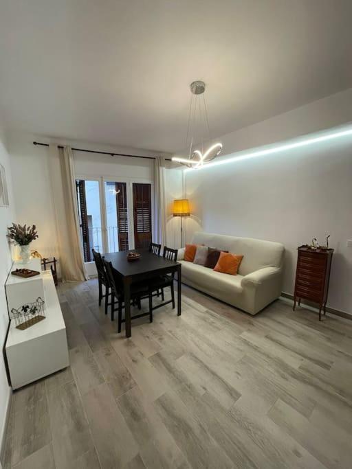Habitacion Montgros En Casa Cami De Les Aiguees Monistrol De Montserrat Buitenkant foto